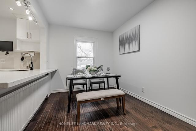 109 Bedford Park Ave, House semidetached with 3 bedrooms, 2 bathrooms and 2 parking in Toronto ON | Image 7
