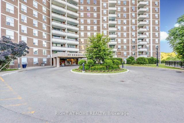 203 - 20 Edgecliff Gfwy, Condo with 3 bedrooms, 2 bathrooms and 1 parking in Toronto ON | Image 23