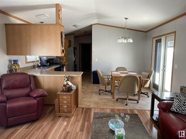 110 - 2251 50 St, Home with 3 bedrooms, 2 bathrooms and null parking in Drayton Valley AB | Image 17