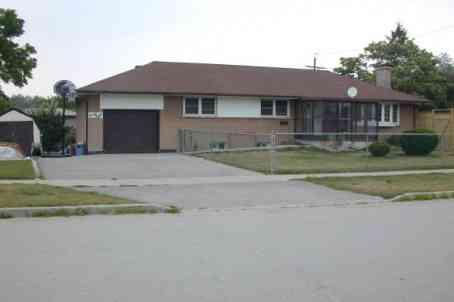 48 Brian Ave, House detached with 3 bedrooms, 3 bathrooms and 2 parking in Toronto ON | Image 1