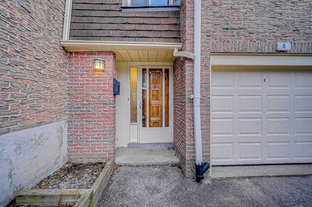 8 Rusty Crest Way, Townhouse with 3 bedrooms, 2 bathrooms and 2 parking in Toronto ON | Image 12