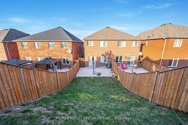 197 Checkerberry Cres, House semidetached with 4 bedrooms, 4 bathrooms and 4 parking in Brampton ON | Image 30