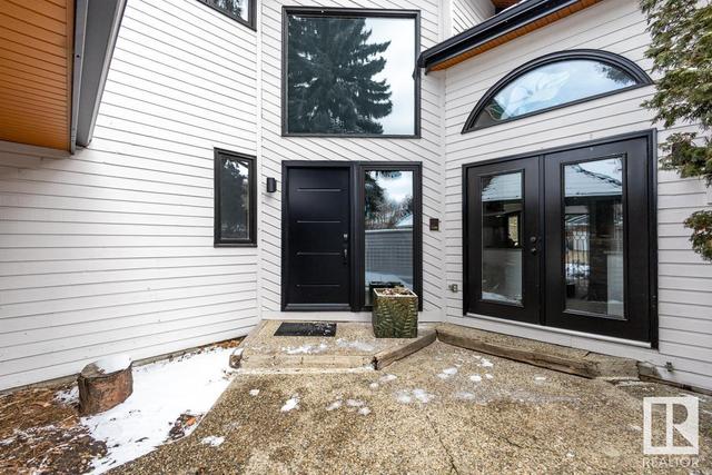 521 Hegler Cr Nw, House detached with 4 bedrooms, 3 bathrooms and 4 parking in Edmonton AB | Image 3