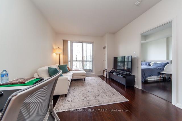 1516 - 35 Hayden St, Condo with 1 bedrooms, 1 bathrooms and 0 parking in Toronto ON | Image 22
