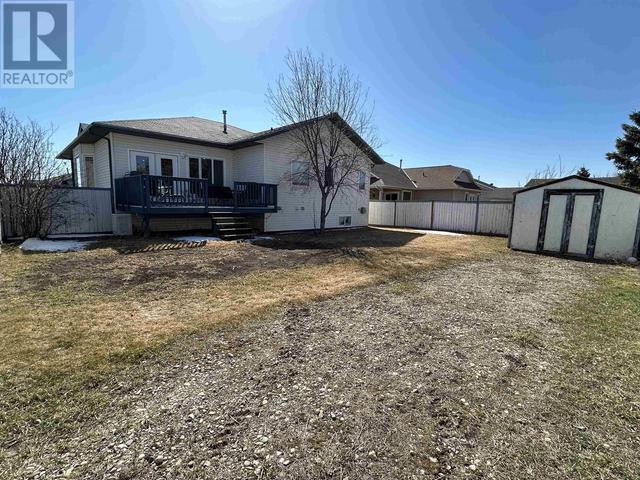 9000 111 Avenue, House detached with 4 bedrooms, 3 bathrooms and null parking in Fort St. John BC | Image 37