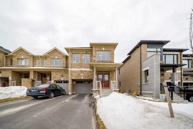109 Wesmina Ave, House attached with 4 bedrooms, 3 bathrooms and 3 parking in Whitchurch Stouffville ON | Image 1