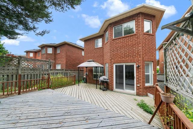 809 Hilton Blvd, House detached with 4 bedrooms, 3 bathrooms and 4 parking in Newmarket ON | Image 35