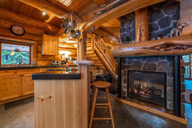 228 Wapiti Creek Road, House detached with 9 bedrooms, 4 bathrooms and 1 parking in Kootenay Boundary E BC | Image 40