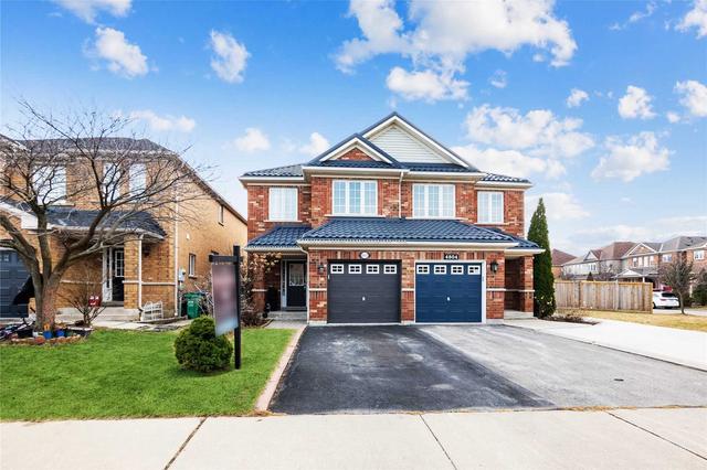 4802 Dovehouse Dr, House semidetached with 3 bedrooms, 3 bathrooms and 2 parking in Mississauga ON | Image 23