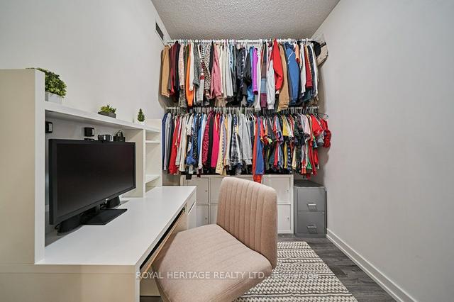 307 - 200 Sackville St, Condo with 1 bedrooms, 2 bathrooms and 1 parking in Toronto ON | Image 13