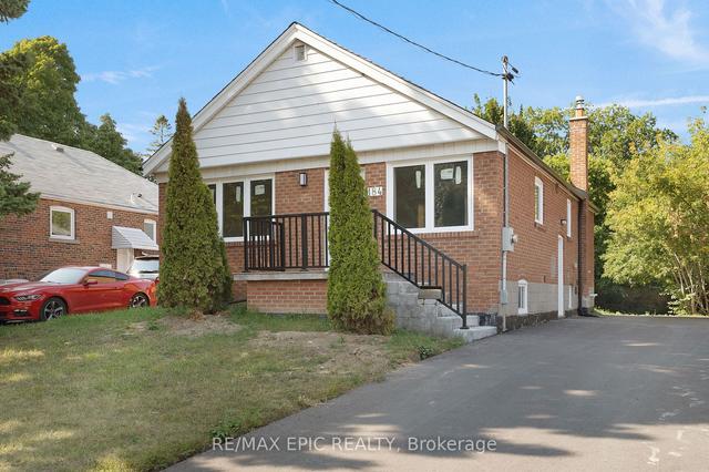 184 Phyllis Ave, House detached with 3 bedrooms, 3 bathrooms and 5 parking in Toronto ON | Image 18