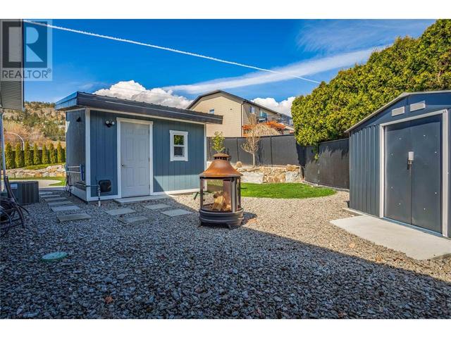 932 Mccartney Road, House detached with 4 bedrooms, 3 bathrooms and 10 parking in West Kelowna BC | Image 10
