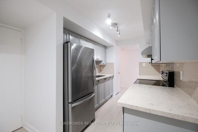 202 - 64 Sidney Belsey Cres, Townhouse with 3 bedrooms, 2 bathrooms and 1 parking in Toronto ON | Image 2