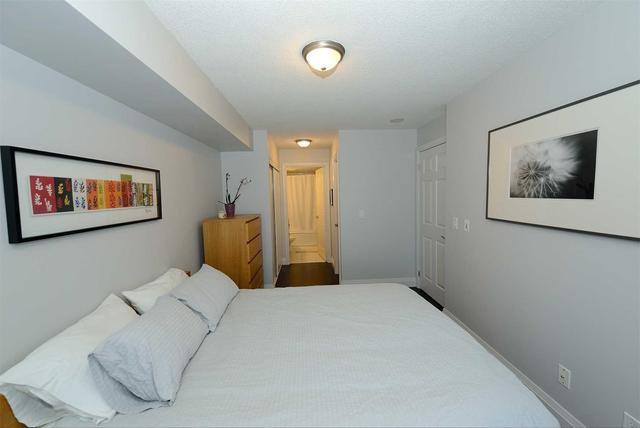 514 - 18 Kenaston Gdns, Condo with 2 bedrooms, 2 bathrooms and 1 parking in Toronto ON | Image 6