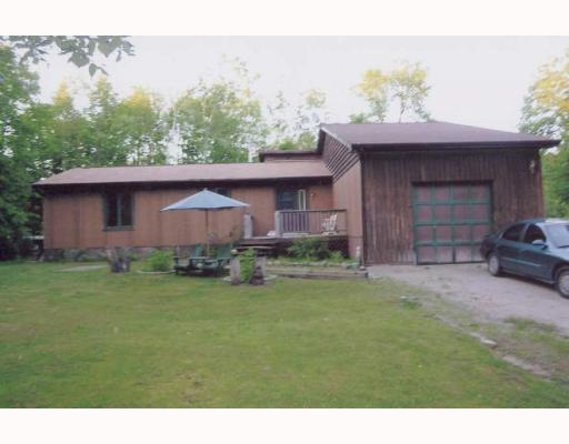 4051 6 Line N, House detached with 3 bedrooms, 2 bathrooms and null parking in Oro Medonte ON | Image 1