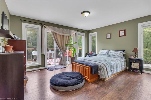 89 Maple Grove Crescent, House detached with 4 bedrooms, 3 bathrooms and 2 parking in South Frontenac ON | Image 12