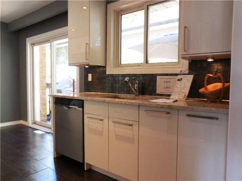 1516 Sunnycove Dr, House detached with 4 bedrooms, 4 bathrooms and 4 parking in Mississauga ON | Image 8
