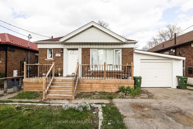 1251 Warden Ave, House detached with 3 bedrooms, 2 bathrooms and 3 parking in Toronto ON | Image 12