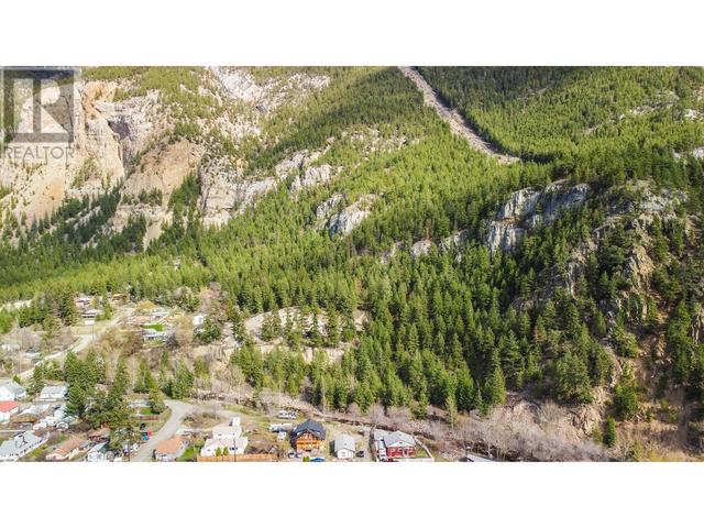 852 First Avenue, House detached with 1 bedrooms, 1 bathrooms and 2 parking in Okanagan Similkameen G BC | Image 36
