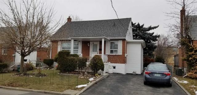 20 Winston Park Dr, House detached with 3 bedrooms, 2 bathrooms and 2 parking in Toronto ON | Image 1