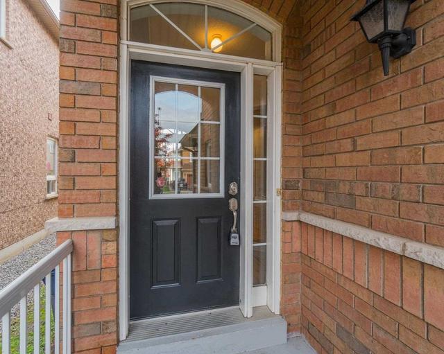 53 Red Hawk Rd, House semidetached with 3 bedrooms, 3 bathrooms and 3 parking in Toronto ON | Image 34