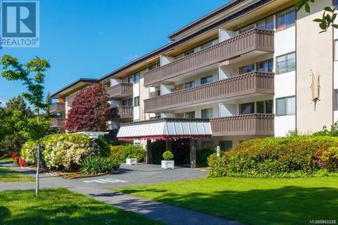 120 - 964 Heywood Ave, Condo with 1 bedrooms, 1 bathrooms and null parking in Victoria BC | Card Image