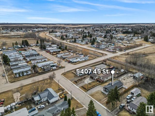 5407 45 St, House other with 3 bedrooms, 2 bathrooms and null parking in Redwater AB | Image 40