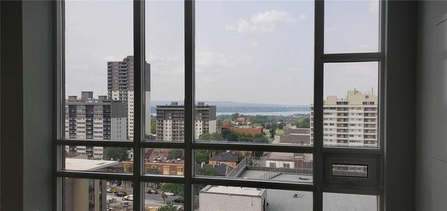 908 - 150 Main St W, Condo with 2 bedrooms, 3 bathrooms and 2 parking in Hamilton ON | Image 11