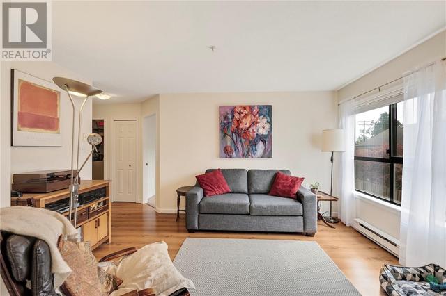 206 - 7 Gorge Rd W, Condo with 2 bedrooms, 2 bathrooms and 1 parking in Saanich BC | Image 4