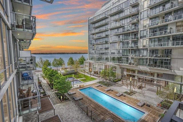 427 - 29 Queens Quay E, Condo with 2 bedrooms, 2 bathrooms and 1 parking in Toronto ON | Image 23