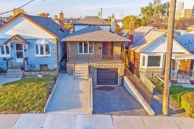 80 Belgravia Ave, House detached with 4 bedrooms, 3 bathrooms and 2 parking in Toronto ON | Image 21