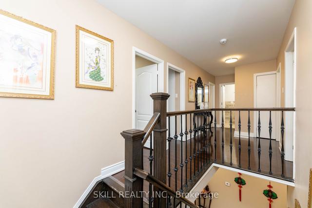 66 Lexington Ave, House detached with 5 bedrooms, 3 bathrooms and 4 parking in Toronto ON | Image 7