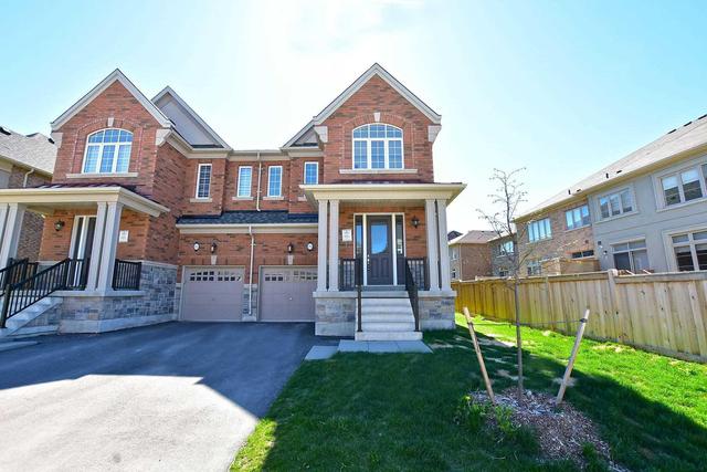 105 Forest Edge Cres, House semidetached with 3 bedrooms, 3 bathrooms and 2 parking in East Gwillimbury ON | Image 1