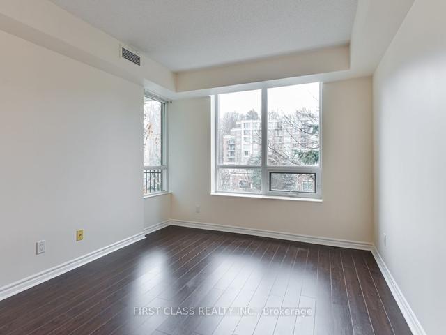 302 - 28 William Carson Cres, Condo with 2 bedrooms, 2 bathrooms and 1 parking in Toronto ON | Image 4