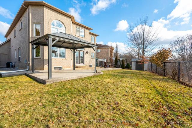 21 Winegarden Tr, House detached with 4 bedrooms, 5 bathrooms and 4 parking in Hamilton ON | Image 28