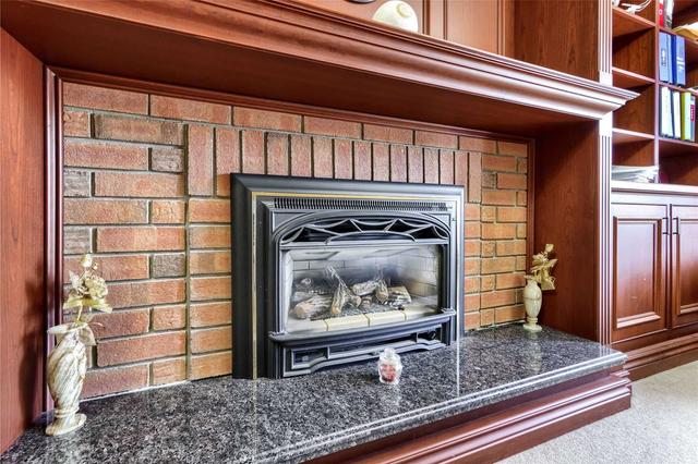 966 Silversmith Dr, House detached with 4 bedrooms, 4 bathrooms and 6 parking in Mississauga ON | Image 8