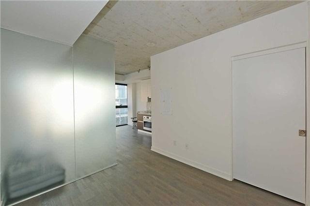 216 - 629 King St W, Condo with 1 bedrooms, 1 bathrooms and null parking in Toronto ON | Image 11