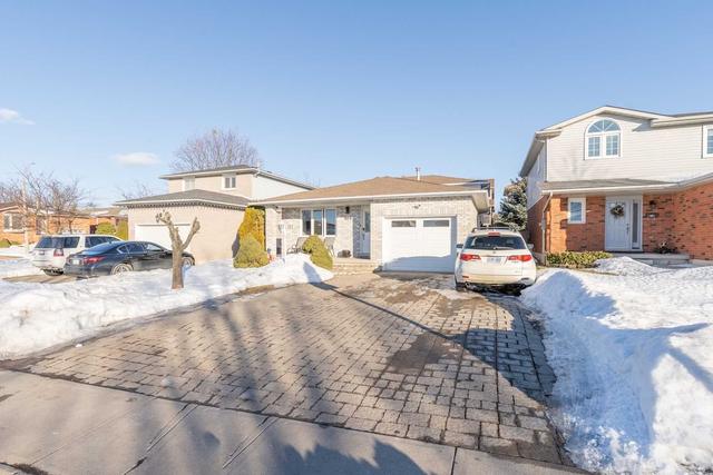 616 Acadia Dr, House detached with 3 bedrooms, 2 bathrooms and 3 parking in Hamilton ON | Image 12