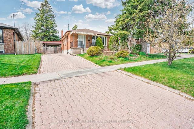 56 Sophia Dr, House detached with 3 bedrooms, 2 bathrooms and 4 parking in Toronto ON | Image 33
