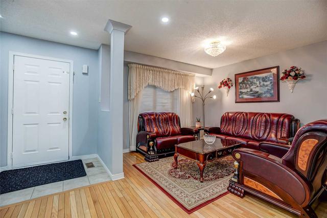 2086 Springdale Rd, House detached with 4 bedrooms, 4 bathrooms and 3 parking in Oakville ON | Image 37