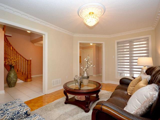 50 Octillo Blvd, House detached with 4 bedrooms, 3 bathrooms and 6 parking in Brampton ON | Image 6