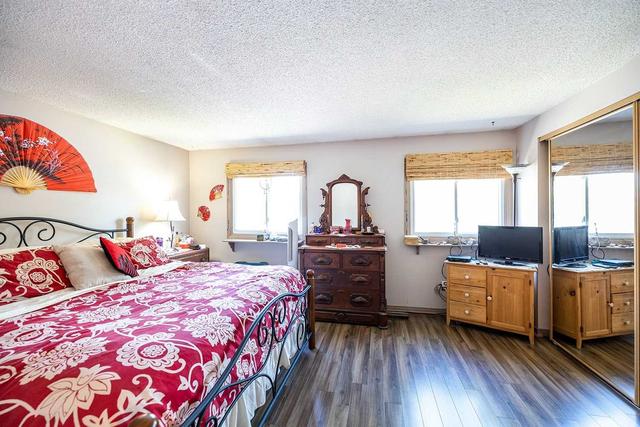 731 Bennett Cres, House detached with 3 bedrooms, 2 bathrooms and 6 parking in Oshawa ON | Image 7
