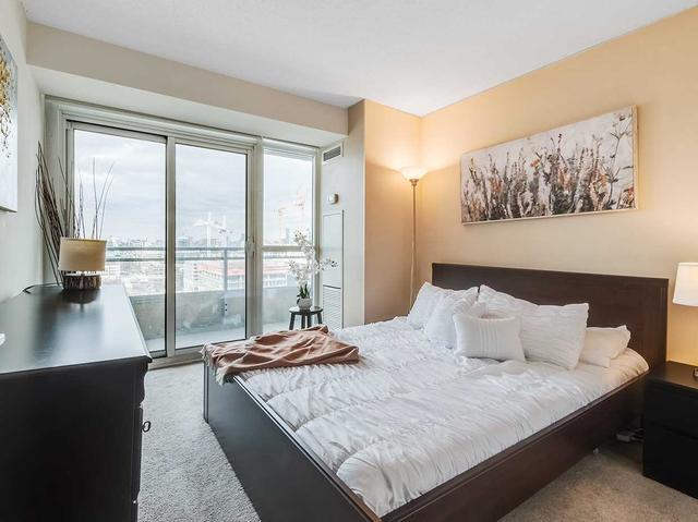 1803 - 10 Capreol Crt, Condo with 1 bedrooms, 1 bathrooms and 1 parking in Toronto ON | Image 10