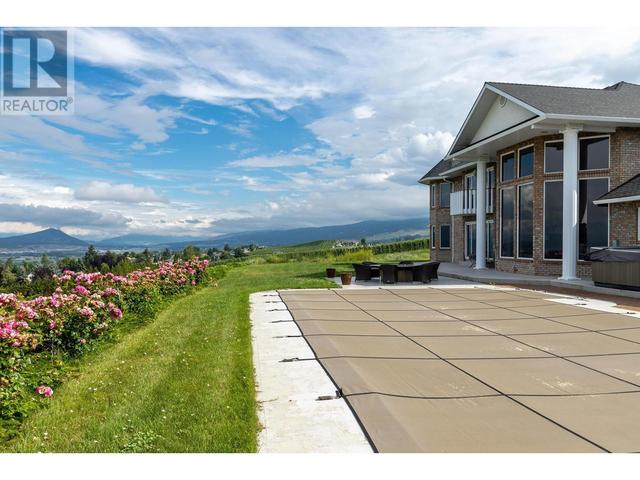 1135 Graf Road, House detached with 4 bedrooms, 4 bathrooms and 18 parking in Kelowna BC | Image 19