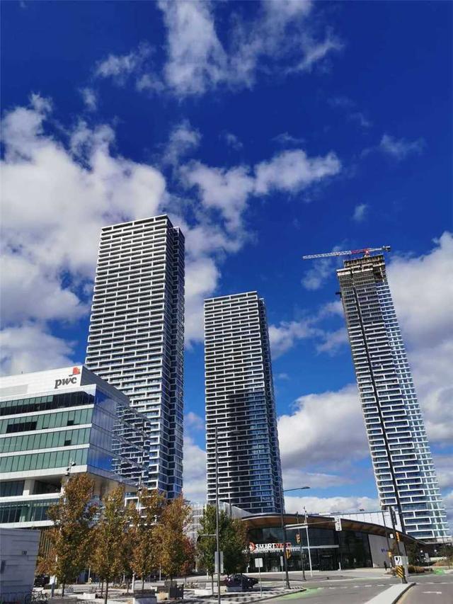 4605 - 5 Buttermill Ave, Condo with 2 bedrooms, 2 bathrooms and 0 parking in Vaughan ON | Image 1
