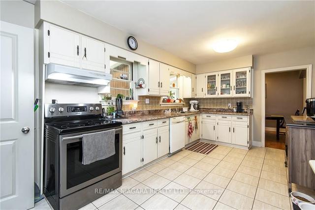 4270 Chippawa Pkwy, House detached with 3 bedrooms, 3 bathrooms and 8 parking in Niagara Falls ON | Image 14