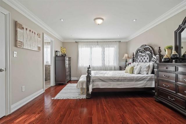 158b Leyton Ave, House detached with 4 bedrooms, 5 bathrooms and 3 parking in Toronto ON | Image 14