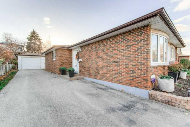 35 Markwood Dr, House detached with 3 bedrooms, 2 bathrooms and 4 parking in Kitchener ON | Image 23