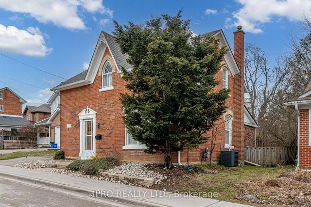 1 Parsons St, House detached with 3 bedrooms, 2 bathrooms and 2 parking in Orangeville ON | Image 23