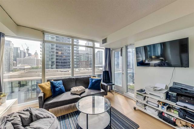 1102 - 25 Capreol Crt, Condo with 1 bedrooms, 1 bathrooms and 1 parking in Toronto ON | Image 9